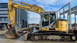 Escavadora de rastos New Holland Construction E235B SRNLC