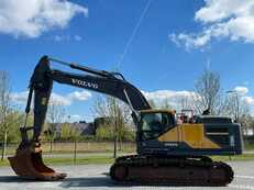 Hydraulic Excavators Volvo EC380 EL | HYDR. QUICK COUPLER | BUCKET | AIRCO