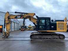 Hydraulic Excavators Caterpillar 326 FLN ** BJ. 2016 * 10370H/ SW OilQuick
