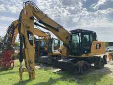 Rehandling Excavators Caterpillar MH3022