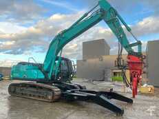 Rehandling Excavators Kobelco SK210LC-10E