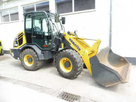 Hjullaster 2022 Komatsu WA70M (1)