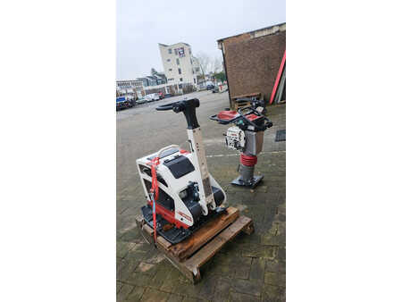 Pozostałe 2024 Dynapac DRP20DX (225 kg / 600 mm / 35 kN) (1)