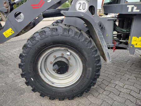 Kolové nakladače 2017 Terex Schaeff TL100 (11)