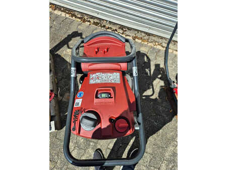 Kompaktory do odpadów 2024 Dynapac DR7X (68kg / 280mm / 17kN) (6)
