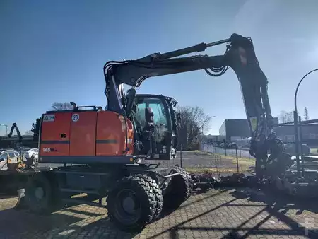 Escavatori gommati 2022 Atlas 165 WSR (4)