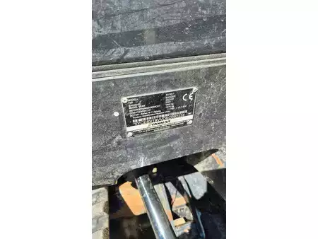 Mini kotrógép 2023 Yanmar SV19VT Style Plus (8)