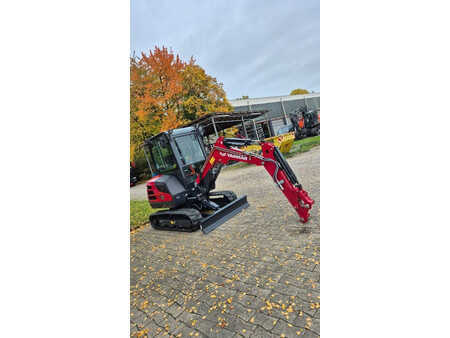 Mini pelle 2025 Yanmar SV26 Advance (2)