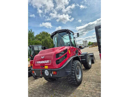 Kolové nakladače 2024 Yanmar V100/5 (4)