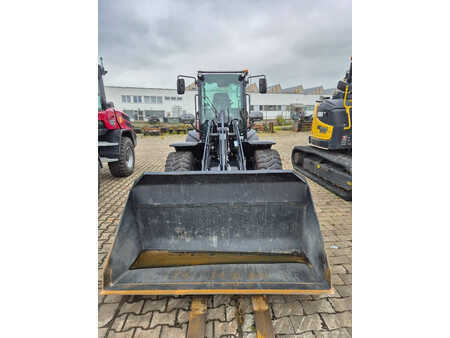 Wheel Loaders 2025 Yanmar Radlader V7HW 