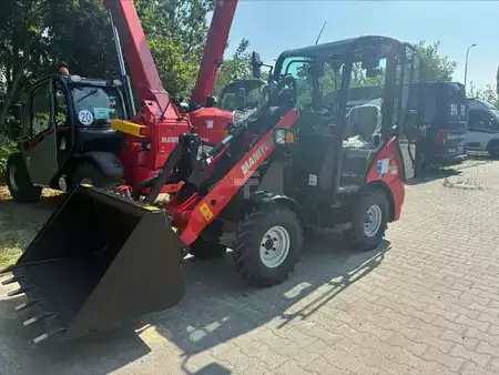 Kompaktlader 2023 Manitou MLA 2-25 H P ST5 S1 Classic Ausstattung (5)