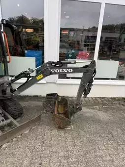 Minikaivinkoneet 2023 Volvo Minibagger EC18 (4)