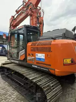Bæltegraver 2026 Hitachi Raupenbagger ZX180LC-7VA (5)