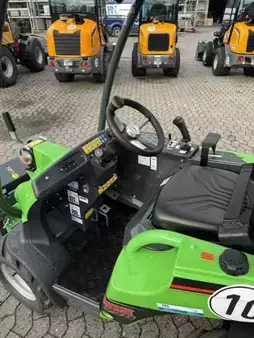 Compact Loaders 2026 Avant Multifunktionslader 225 (3)