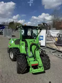 Kompaktní nakladače 2025 Avant Kompaktlader 760 i (7)