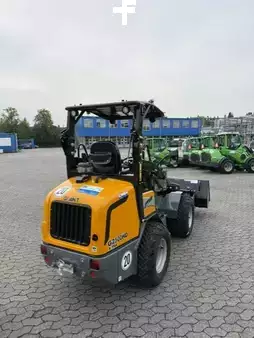 Kompaktní nakladače 2026 Giant G2500 X-tra HD Schutzdach (6)