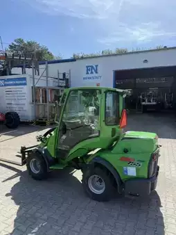 Compact Loaders 2025 Avant Kompaktlader 755 i (1)
