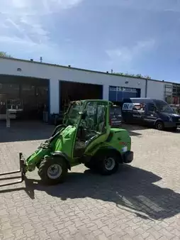 Compact Loaders 2025 Avant Kompaktlader 755 i (9)