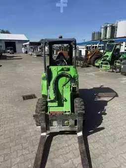 Compact Loaders 2023 Avant Kompaktlader 640 i (4)