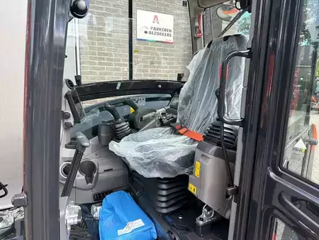Mini excavators 2026 Kubota KX 042-5KGL Graafmachine (4)