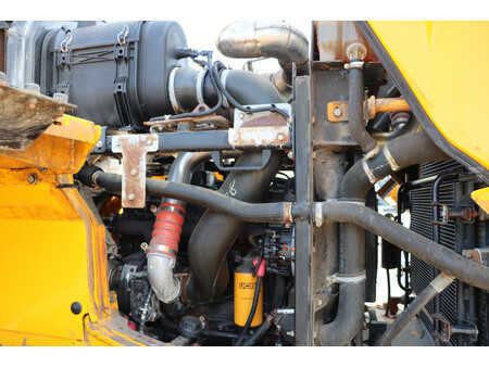 Pyöräkuormaajat 2020 JCB 427 a5 zx (10)