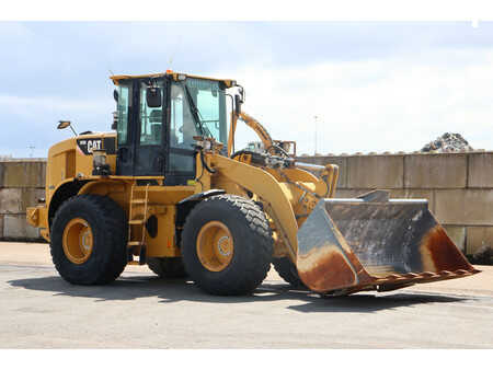 Wheel Loaders 2011 Caterpillar 928H (1)