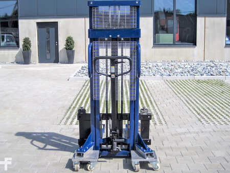 Sonstige 2014 Proteus P-JA 1025 (4)