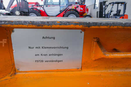 Traileri 1981 MAFI 1170-12HH (2)