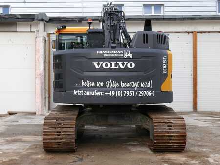 Escavadora de rodas 2019 Volvo ECR235EL (4)