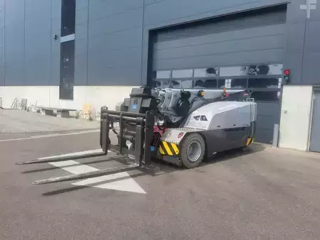 Mobilní stavební jeřáby 2020 JMG MC 130S (1)