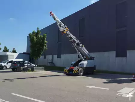 Mobilní stavební jeřáby 2020 JMG MC 130S (13)