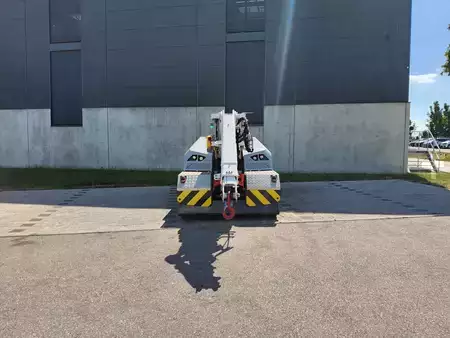 Mobilní stavební jeřáby 2020 JMG MC 130S (7)