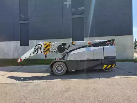 Mobilní stavební jeřáby 2020 JMG MC 130S (8)