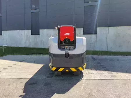 Mobilní stavební jeřáby 2020 JMG MC 130S (9)