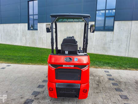 Outro 2023 Manitou MLA 2-25H (4)