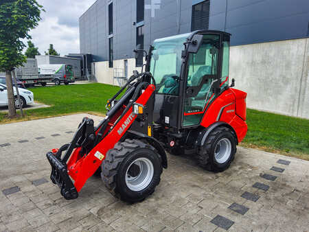 Ostatní 2023 Manitou MLA 3-25H (1)