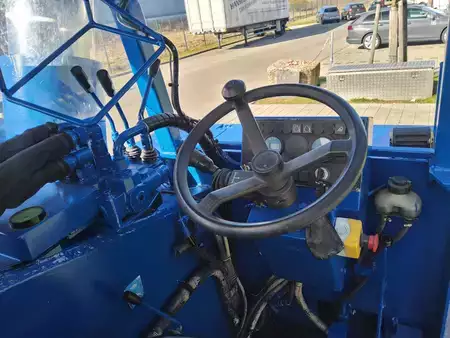 Dźwigi mobilne budowlane 2008 Valla 250 E (7)