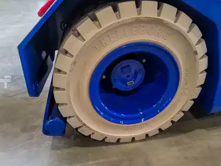 Autogru Edili 2026 JMG MC 130S (7)