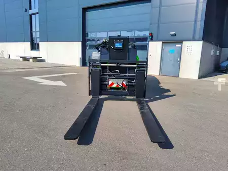 Mobil építőipari daruk 2026 JMG MC 100.08 (2)