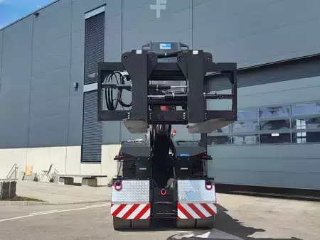 Autogru Edili 2026 JMG MC 450S (7)