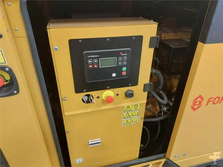 Miscelaneo 2017 Caterpillar DE33E0 (5)