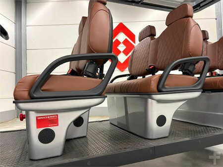 Outro 2025 FORKLIFTCENTER FLC6S 6-seater Electric Golf Cart (8)