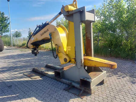 Miscelaneo 2015 CATRACOM SAN 40L SafeNeck incl parkstand (4)