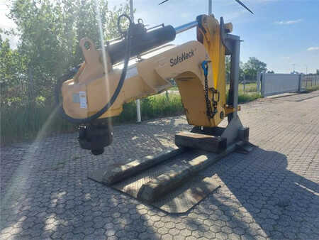 Miscelaneo 2015 CATRACOM SAN 40L SafeNeck incl parkstand (6)