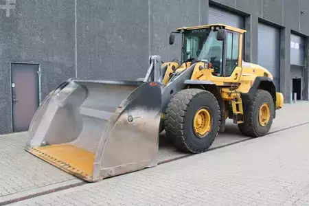 Carregadeira de rodas 2011 Volvo L110G (2)