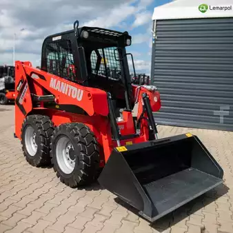 Kompakt lastare 2023 Manitou 1350R (1)