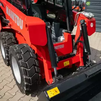 Kompakt lastare 2023 Manitou 1350R (10)