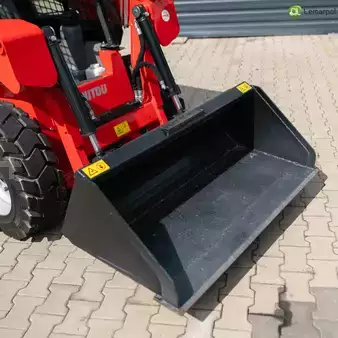 Kompakt lastare 2023 Manitou 1350R (9)