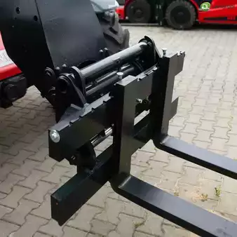 Radlader 2026 Manitou MLT 742 130 PS+ ST5 S1 Premium (8)