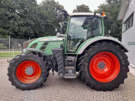 Fendt 724 PROFI PLUS